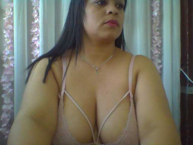 Φωτογραφίες mafersmile #latina #bigboobs #bbw #mature #mistress
