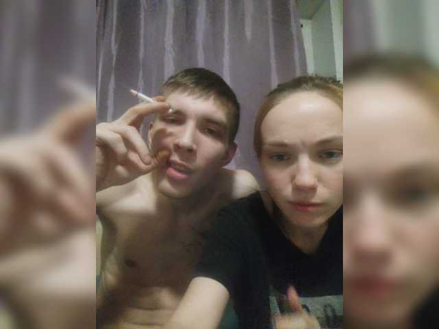 Εκπομπές οθόνης Maffins-1