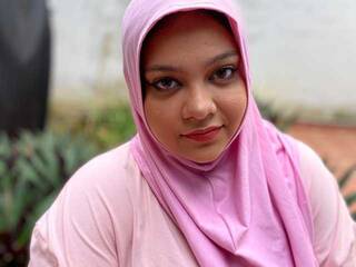 Ερωτική συνομιλία μέσω βίντεο Maissanabila