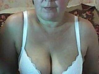 Ερωτική συνομιλία μέσω βίντεο maiykiss