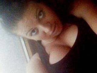 Ερωτική συνομιλία μέσω βίντεο malenna