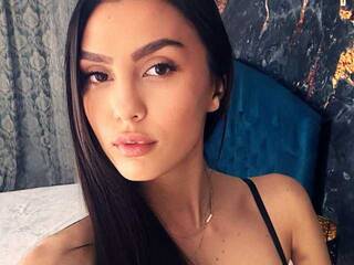 Ερωτική συνομιλία μέσω βίντεο MalinaMaze