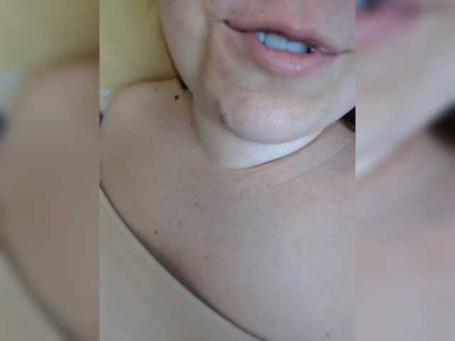 Εκπομπές οθόνης Maline-1