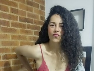 Ερωτική συνομιλία μέσω βίντεο malla-shy