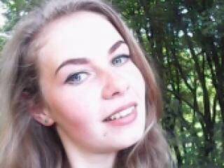 Ερωτική συνομιλία μέσω βίντεο malushka17