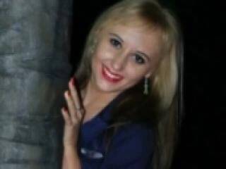 Ερωτική συνομιλία μέσω βίντεο malushka23