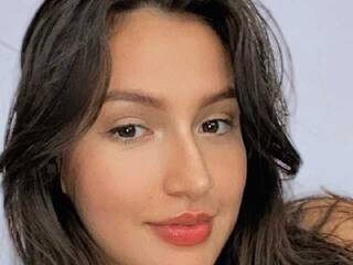 Ερωτική συνομιλία μέσω βίντεο Marce-Queen