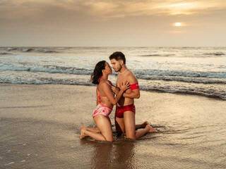 Ερωτική συνομιλία μέσω βίντεο Margeandmax