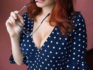 Ερωτική συνομιλία μέσω βίντεο Maria-bottom