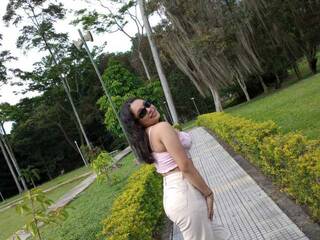 Ερωτική συνομιλία μέσω βίντεο MarianRinaldi