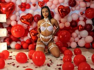 Ερωτική συνομιλία μέσω βίντεο MarieBlair1