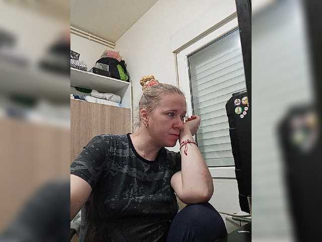 Εκπομπές οθόνης lorenarubia