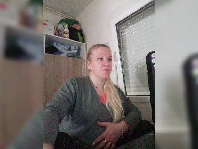 Εκπομπές οθόνης lorenarubia