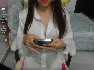 Ερωτική συνομιλία μέσω βίντεο MariidolAsian