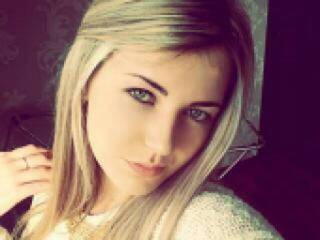 Ερωτική συνομιλία μέσω βίντεο marinaa011