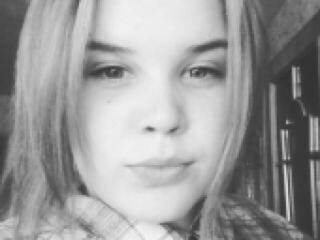 Ερωτική συνομιλία μέσω βίντεο marine95