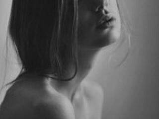 Ερωτική συνομιλία μέσω βίντεο marinne