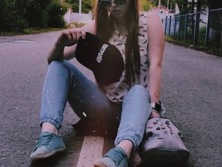 Ερωτική συνομιλία μέσω βίντεο MarishaHUB