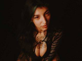 Ερωτική συνομιλία μέσω βίντεο Marllena