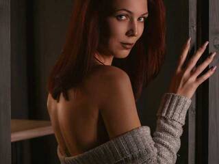 Ερωτική συνομιλία μέσω βίντεο Mary-Raspberry