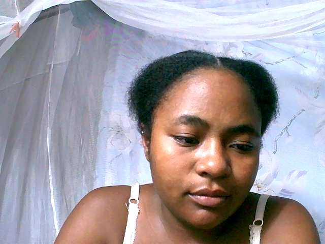 Εκπομπές οθόνης Mathildahh