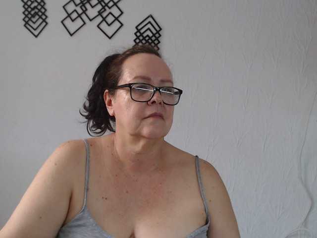 Φωτογραφίες maturekarime Mature woman hairy and bbw,: tits 30, pussy 35, ass 25, all naked 100, masturbate and cum 120