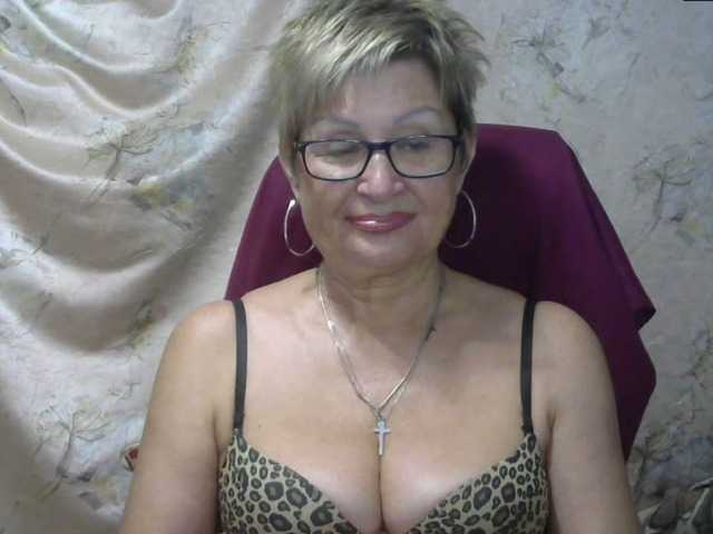 Φωτογραφίες MatureLissa Who wants to see mature pussy ? pls for @total English and German