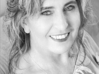 Ερωτική συνομιλία μέσω βίντεο MatureMerryxx