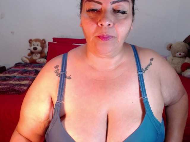 Φωτογραφίες Maturextgreat #bbw #bigbelly #bigboobs #bigass #grandma #milf #gilf #latina @total 600 @sofar 600 @remain 0