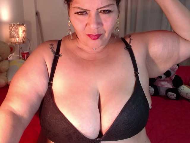 Φωτογραφίες Maturextgreat #bbw #bigbelly #bigboobs #bigass #grandma #milf #gilf #latina @total 600 @sofar 600 @remain 0