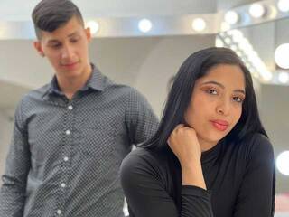 Ερωτική συνομιλία μέσω βίντεο Max-and-Hanna