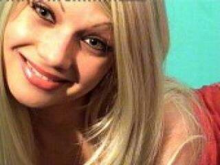 Ερωτική συνομιλία μέσω βίντεο maximmadiva