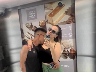 Ερωτική συνομιλία μέσω βίντεο MaxKrisry