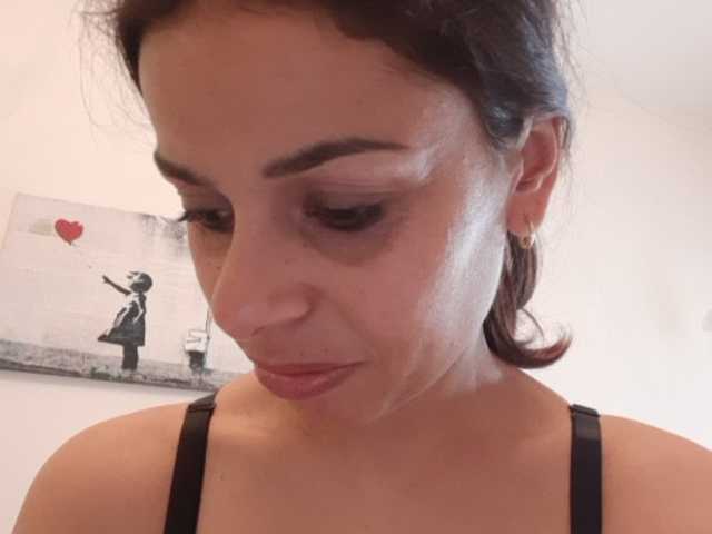 Εκπομπές οθόνης Maya890