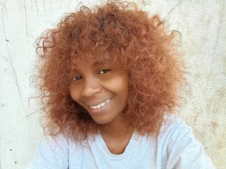 Ερωτική συνομιλία μέσω βίντεο Mayah21a