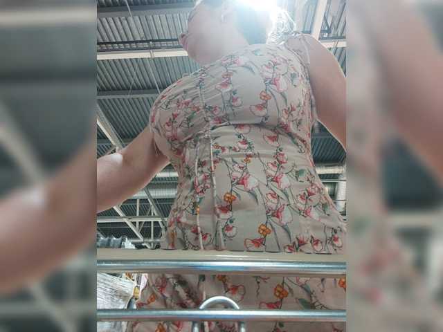 Εκπομπές οθόνης MayaMonroe