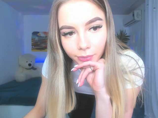 Εκπομπές οθόνης MayaTheLove