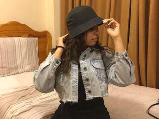 Ερωτική συνομιλία μέσω βίντεο meganbarbie66