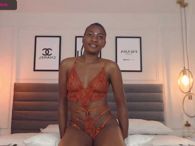 Εκπομπές οθόνης MeganHart