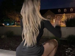 Ερωτική συνομιλία μέσω βίντεο MelanieKat