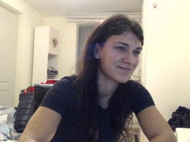 Εκπομπές οθόνης MercyLove