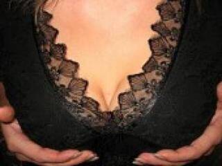 Ερωτική συνομιλία μέσω βίντεο merelinasex