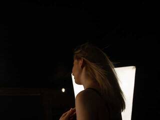 Ερωτική συνομιλία μέσω βίντεο Meri0704