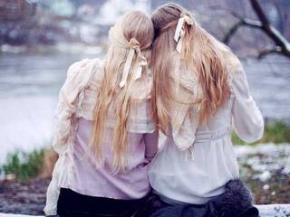 Ερωτική συνομιλία μέσω βίντεο Merida-amora