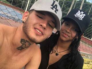 Ερωτική συνομιλία μέσω βίντεο Mia-Juanxxx