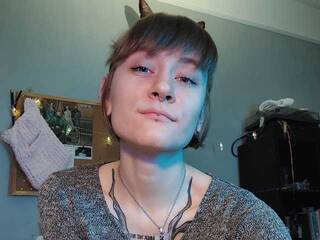 Ερωτική συνομιλία μέσω βίντεο MiaAsakura