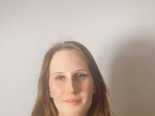 Ερωτική συνομιλία μέσω βίντεο MiaCharming