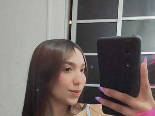 Ερωτική συνομιλία μέσω βίντεο miajhonsson69