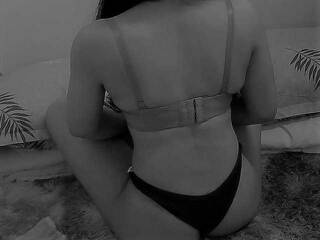 Ερωτική συνομιλία μέσω βίντεο MichieMich