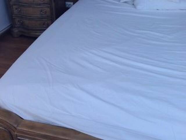 Εκπομπές οθόνης MilaGrace